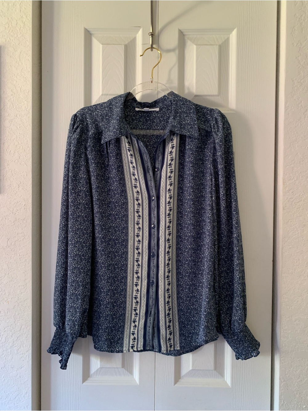 DR2 Navy Floral Button-Down Blouse with Cream Size XS